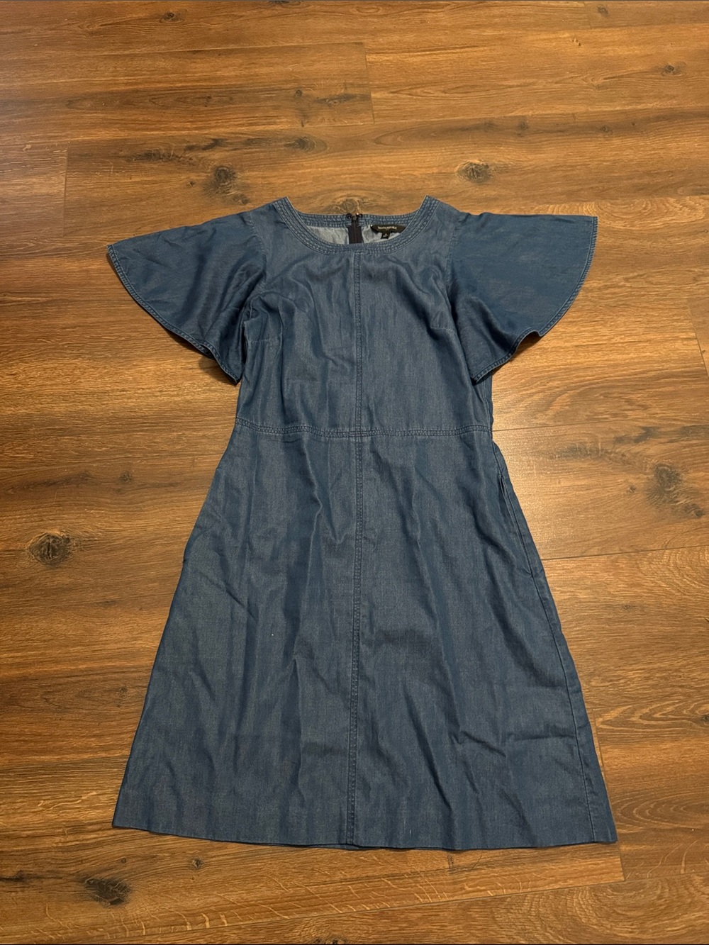 Banana Republic Chambray Flutter Sleeve Dress 6